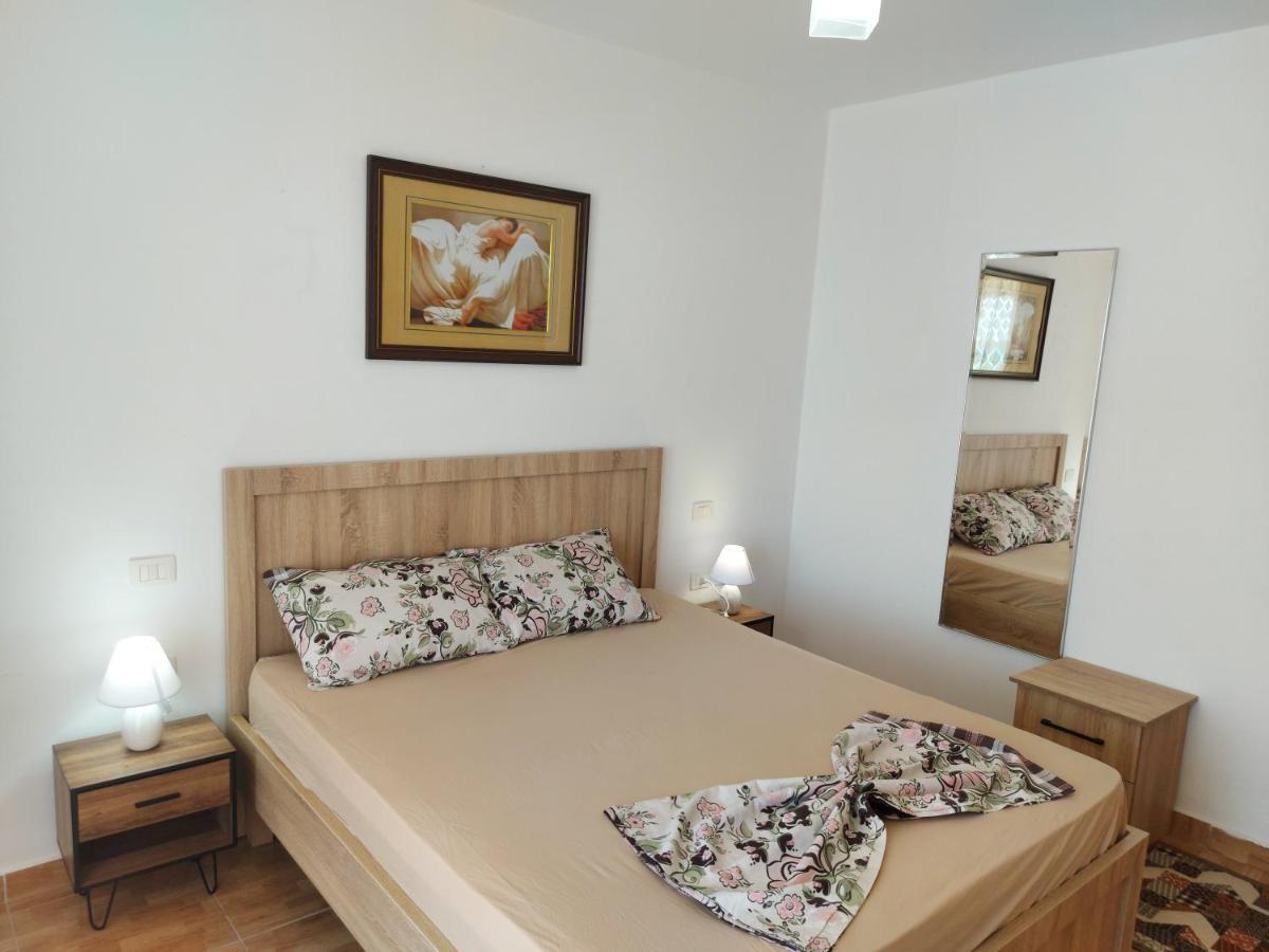 Bral Apartments 4 Durrës 外观 照片