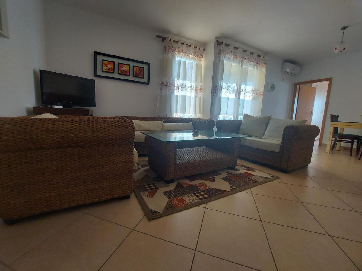 Bral Apartments 4 Durrës 外观 照片