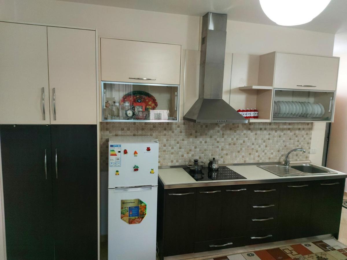 Bral Apartments 4 Durrës 外观 照片