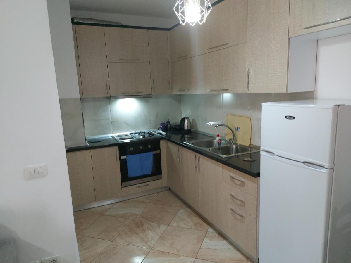 Bral Apartments 4 Durrës 外观 照片